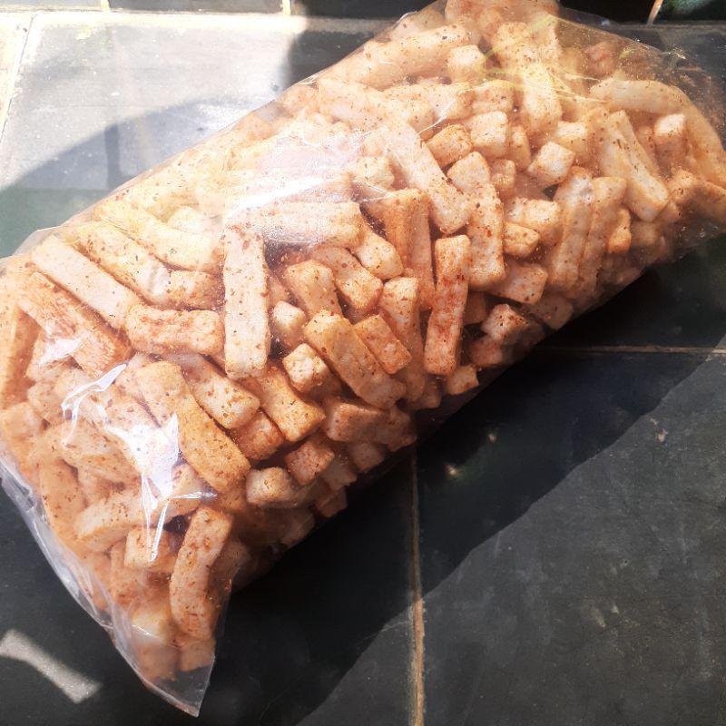 

KERUPUK IKAN PEDAS / ANEKA MAKANAN RINGAN MURAH