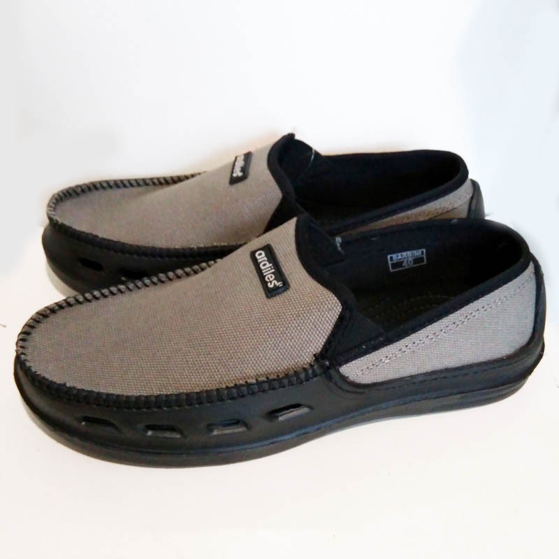 sepatu ardiles model sarbini warna abu nyaman dipakai sepatu ardiles model sarbini warna abu nyaman dipakai