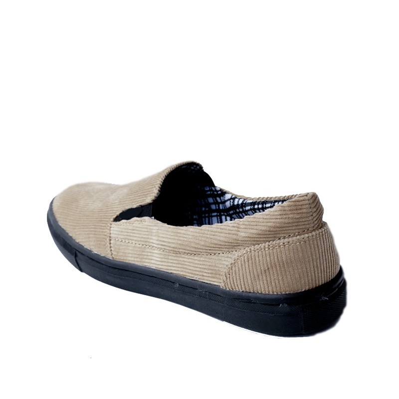 Morningbell - Sepatu pria murah berkualitas slip on casual mojo apricot