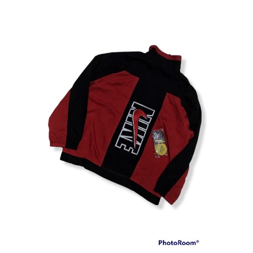 Jaket nike big swoosh vintage