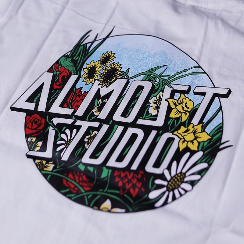 Almost Studio - T-Shirt - Blossom - Black