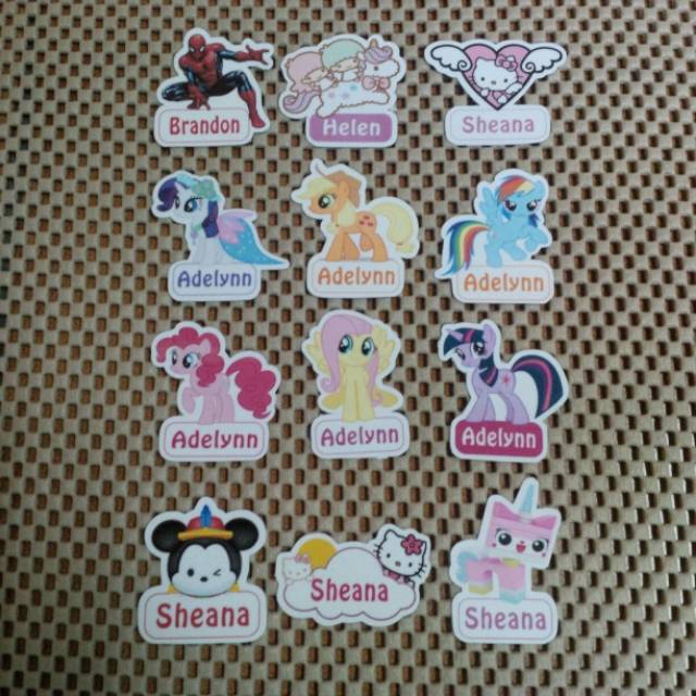 

Cutting Stiker Nama, Gambar Karakter