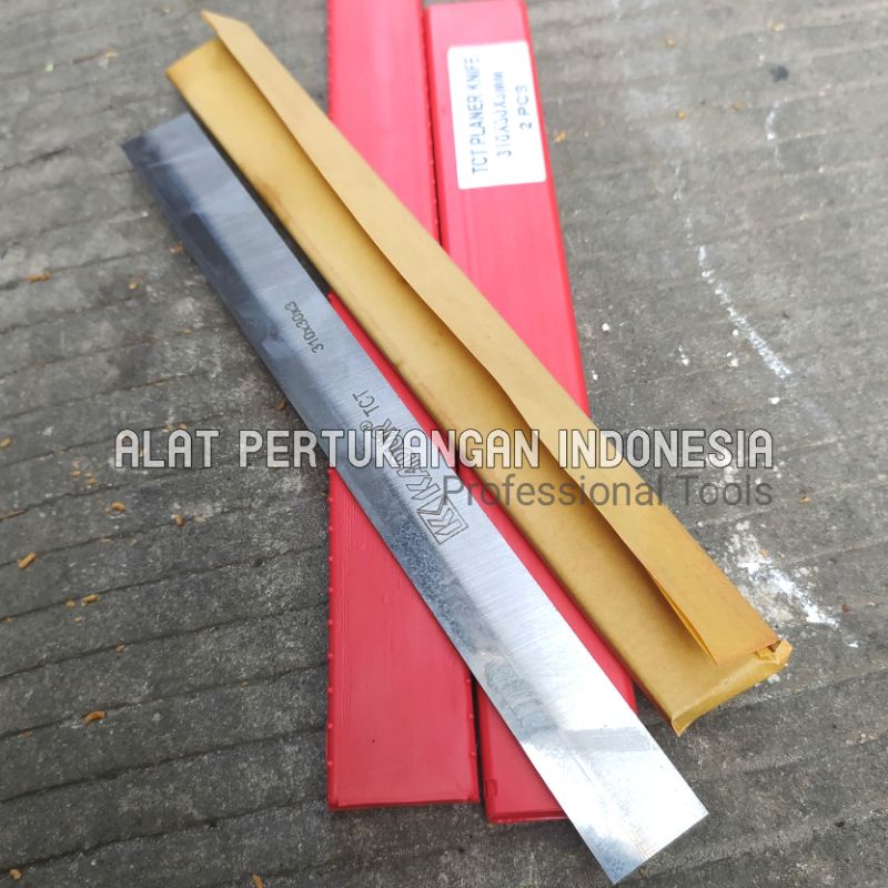 

KADUR Pisau Planer TCT Serut Ketam Kayu 310 x 30 x 3 mm