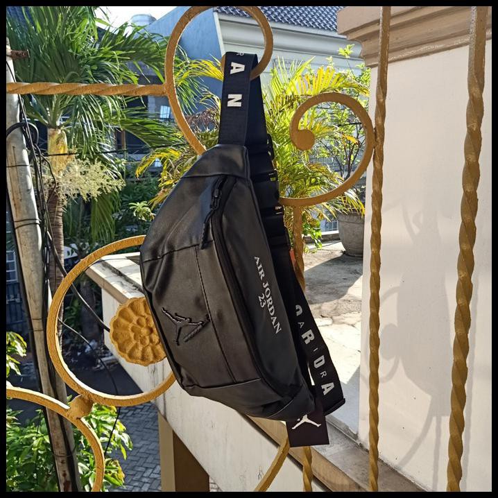 Waistbag Air Jordan Leather (Tas Pria Tas Selempang) 100% Original