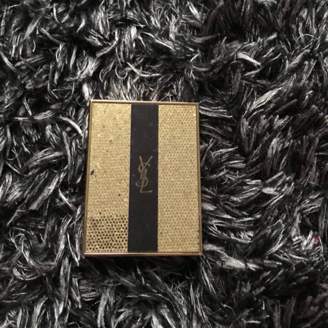 Ysl highlighting finishing powder