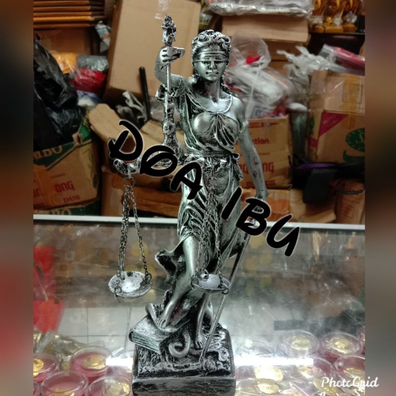 

best seller patung dewi keadilan silver 30cm ready stock