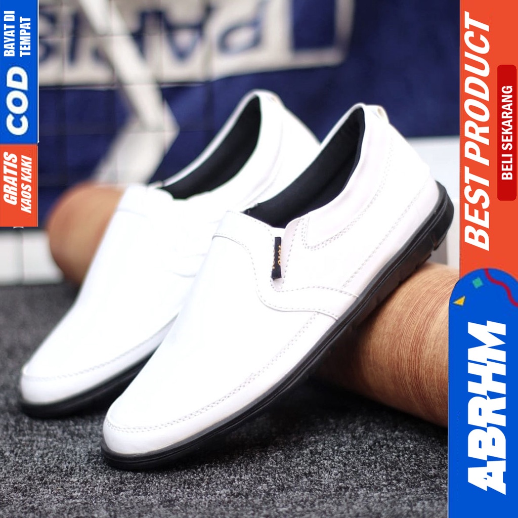 Abrhm Kaijin - Sepatu Slip On Pria Casual Hitam