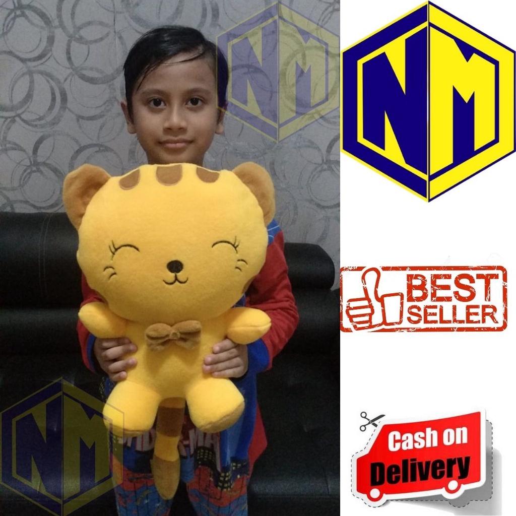 Boneka Kucing ukuran L tinggi 35cm lebar 27cm Bahan Halus dan Lembut