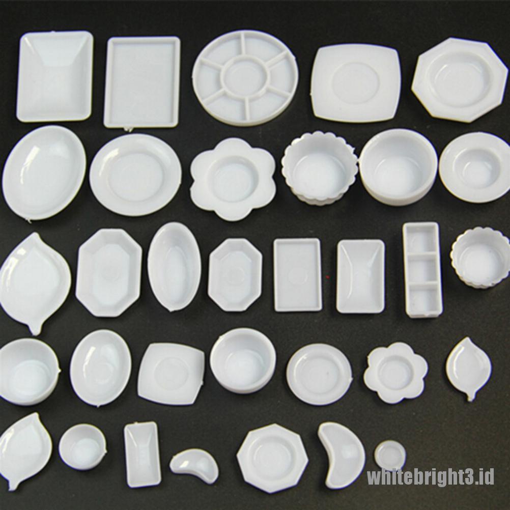 (white3) 33pcs / Set Mainan Miniatur Piring + Gelas + Sendok + Garpu + Piring Bahan Plastik Untuk Dekorasi Rumah Boneka