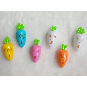 

RAUTAN PENSIL WORTEL EMOJI LUCU