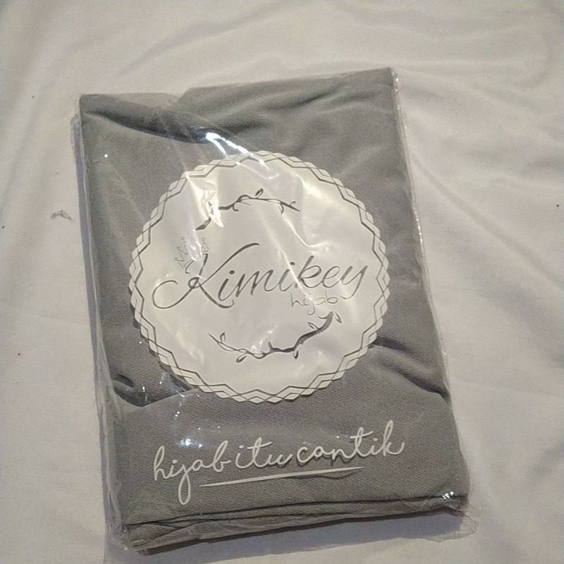 Jilbab Bergo Inayah Jumbo Syar'i by ORI Kimikey-Silver