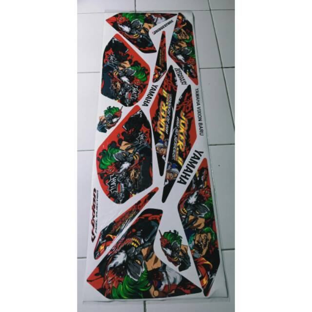 Striping sticker variasi yamaha vixion nvl motif joker merah