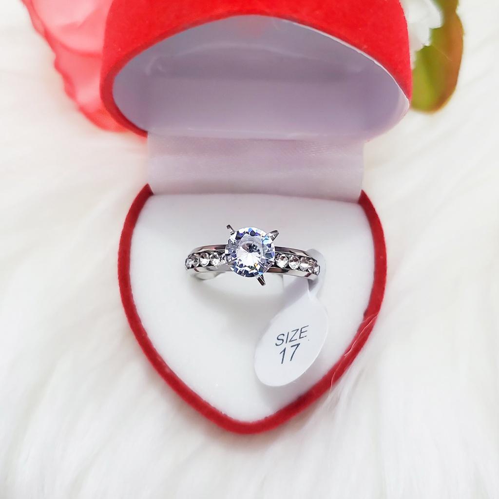 Cincin Titanium Anti Alergi Permata Baris Lapis Emas 18k Plus Kotak Cincin Bentuk Love