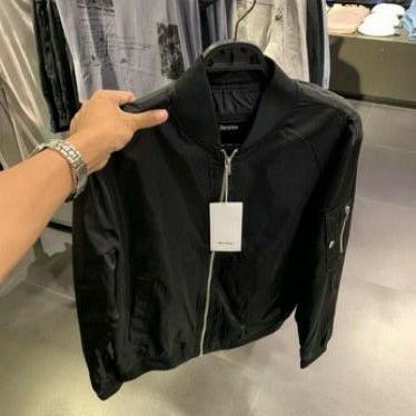 BERSHKA JAKET BOMBER COWO ORI