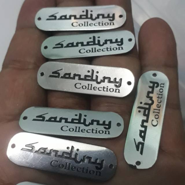 

Label plat hijab stenliss ( sliver)