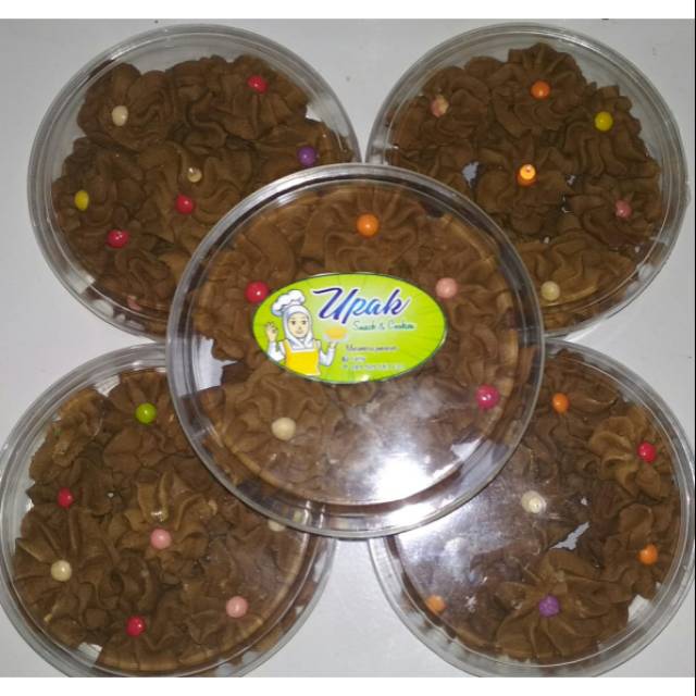 

Kue mawar coklat by upak Snack n cookies