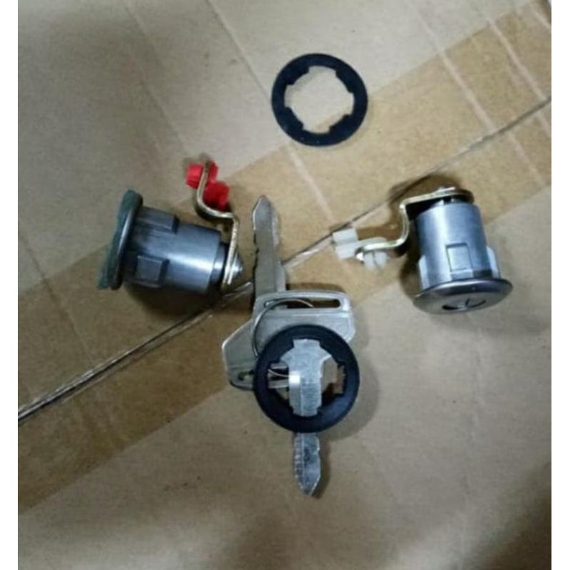 Kunci Pintu APV T120SS