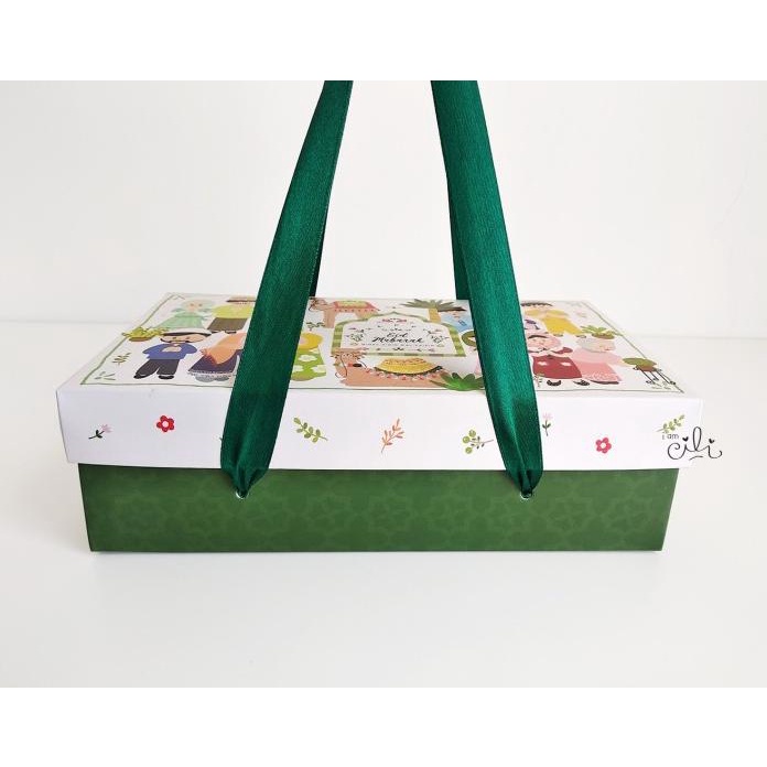 [Box Family Eid] Kotak Hampers Idulfitri 2 Toples 112 / Kue 1/2 Loyang SaleR33E