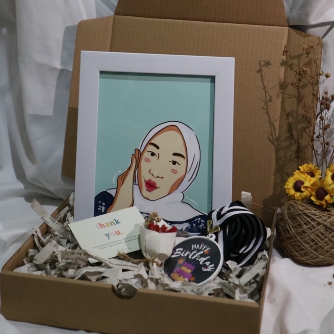 

Hampers | Frame Illustration B | Ilustrasi + Bingkai 6R | Gift Set Ilustrasi