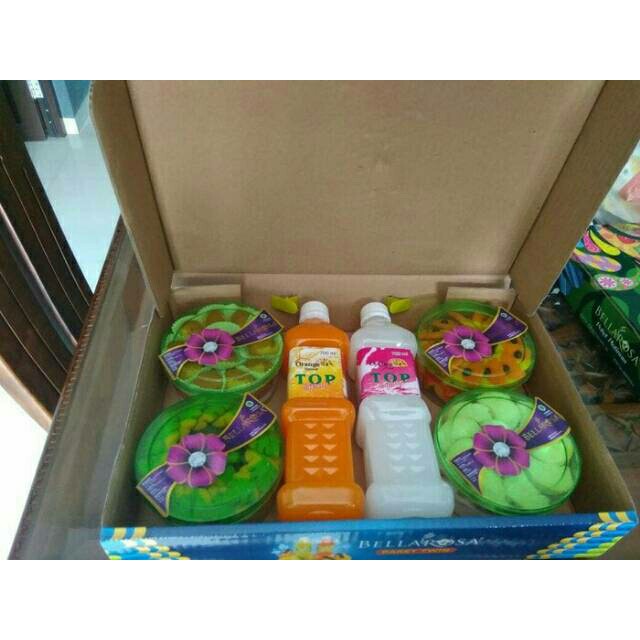 

Parcel kue lebaran bellarosa dan sirup