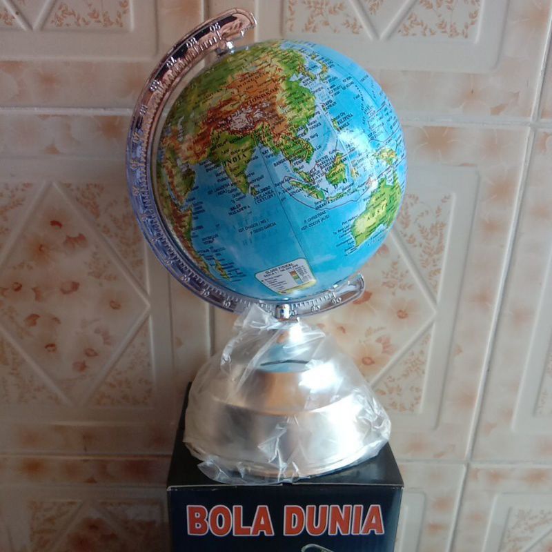 

Globe bola dunia ukuran diameter lingkaran 10cm
