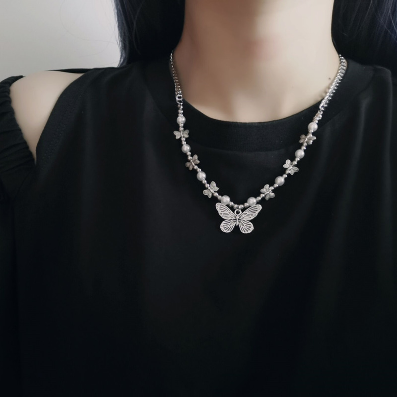 Pearl Butterfly Necklace Retro Personality Hip Hop Pendant Titanium Steel Chain Stitching Trend