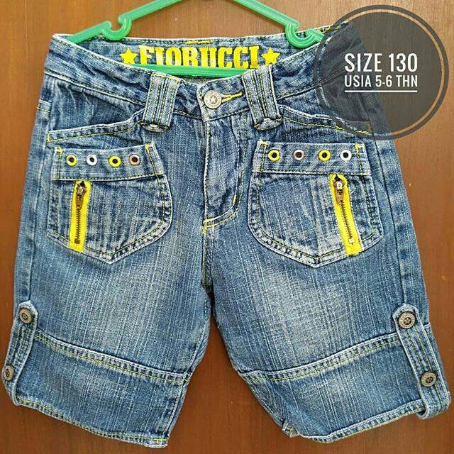 Celana Pendek jeans FIORUCCI