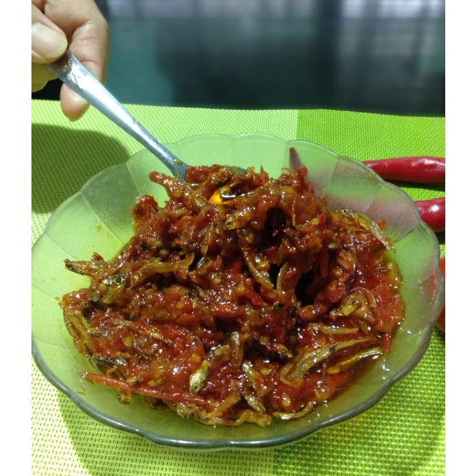 Sambal baby cumi,cakalang,bajak tongkol,teri medan,teri,bawang,roa