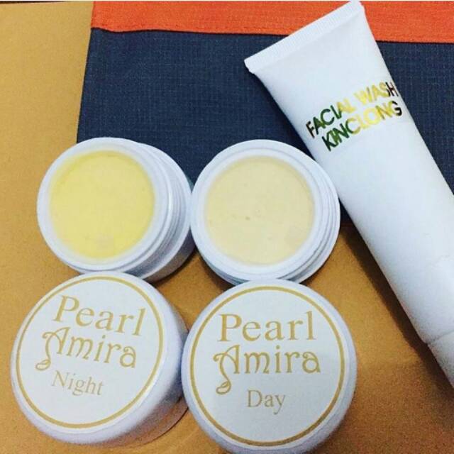 

Cream pearl amira