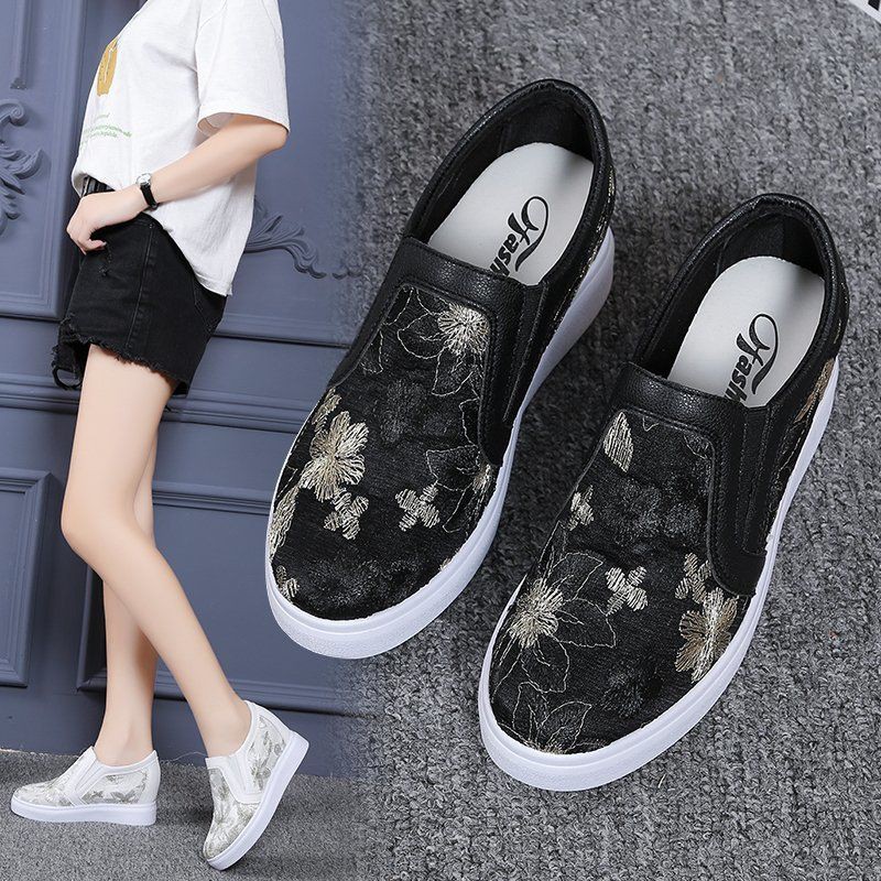 ( AMOUR ) Sepatu Wedges Brokat Korea Fashion Import 811