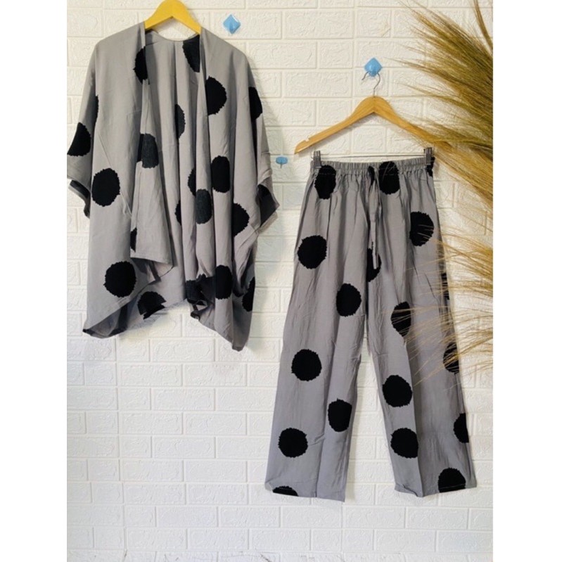 SET OUTER KELIM & CELANA PANJANG MOTIF POLKADOT/KOPI