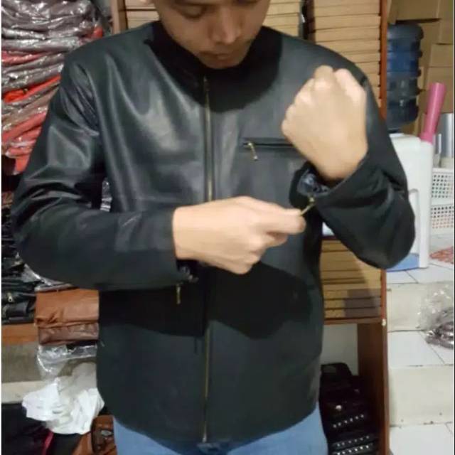 Jaket kulit pri kulit kambing