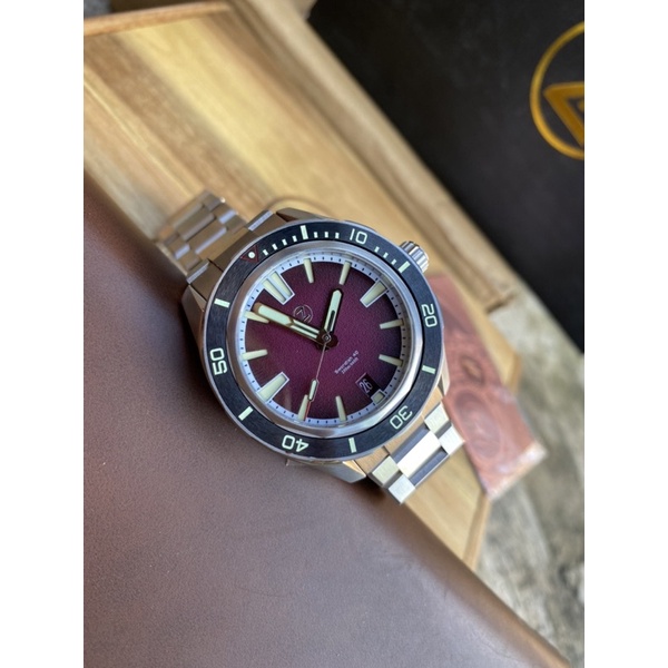 Jam Zelos Swordfish 40mm Burgundy Original Limited Edition