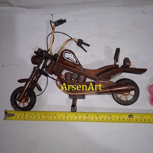 Pajangan dan Koleksi Miniatur Sepeda Motor Kayu Harley Davidson Ukuran Besar Dijual Murah