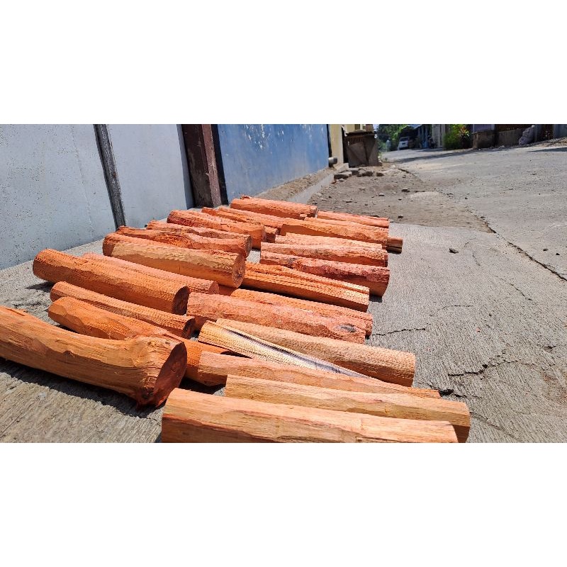 Kayu secang asli , batangan 1kg 100% full galih