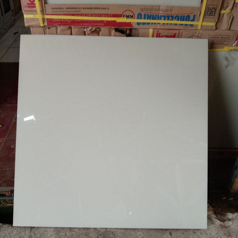 granit lantai cream polos 60x60 glossy ikad tile kw 3