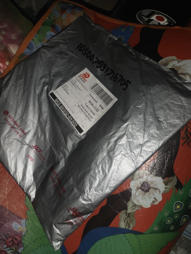 Trend Batik Lengan Pendek Motif Wayang Dan Elung