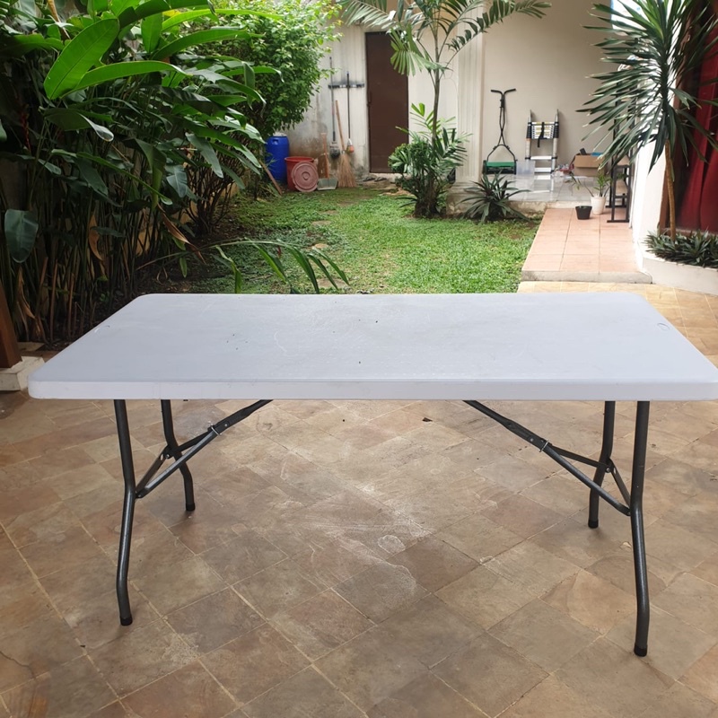 Meja Makan / Meja Taman Lipat Krisbow Ace Hardware