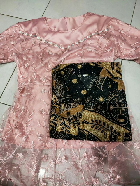 Maura Couple - Sania Ruffle Batik Couple Ori Ndoro Jowi Dnt Garansi Termurah Shopee - Batik Couple