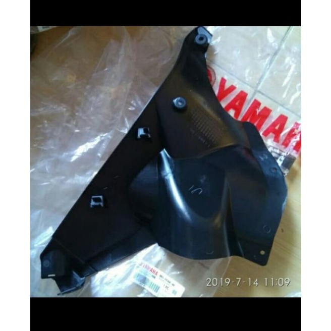 SIRIP PANEL INNER COVER DALAM SAYAP BAWAH DASBOR KIRI R 15 V3 R15 VVA YAMAHA BK6-F836K-00