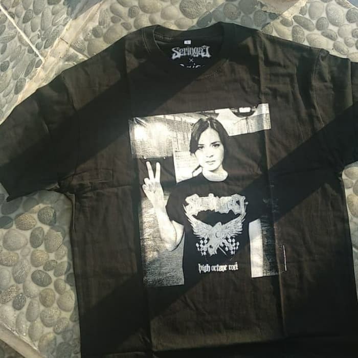 T-SHIRT RAISA X SERINGAI OFFICIAL