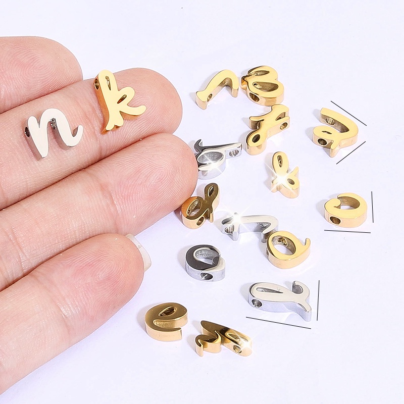 1 PC Letter Stainless Steel Liontin Alfabet Alphabet Anting -anting Aksesoris untuk Perhiasan Membuat Perhiasan Gelang DIY