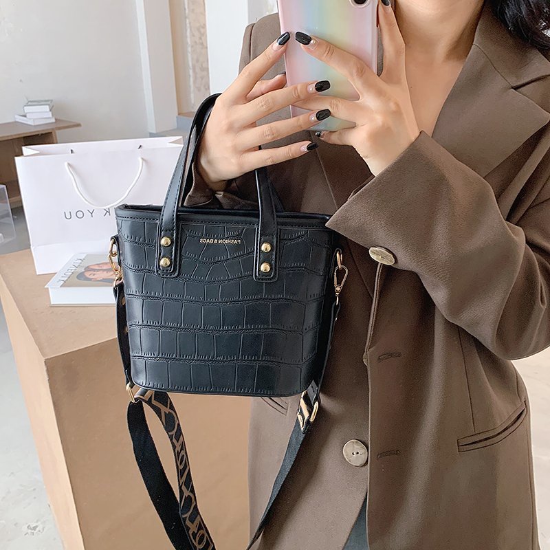 (2PC BISA IKG)GTBI998876172  New Arrival  !!!  Tas Selempang  Tas Wanita Import  Premium Terbaru