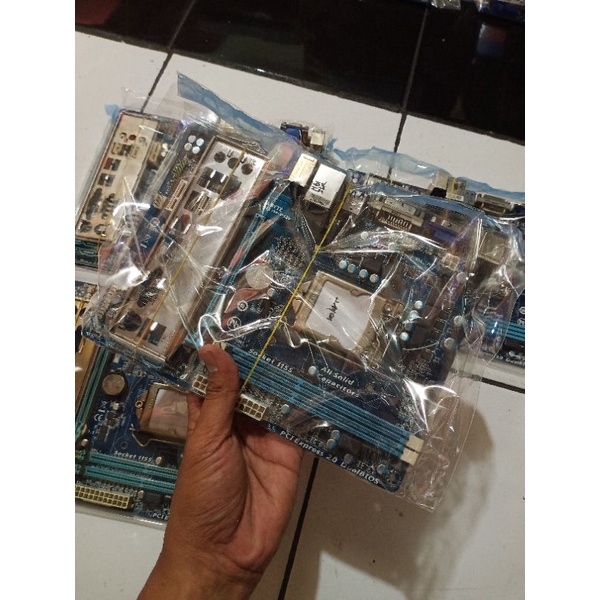 Mobo H-61 socket 1155 suport IVY gen3