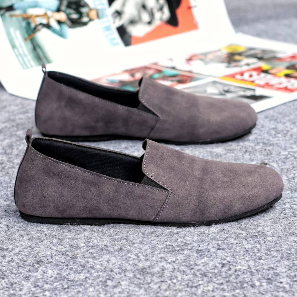 CORD Sepatu Slip On Pria Kulit Syntetic Sepatu Pria Casual Anti Slip Cowok Pantofel