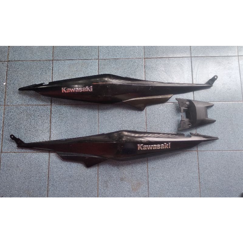 Cover Body Belakang Set Kawasaki Zx 130 Original