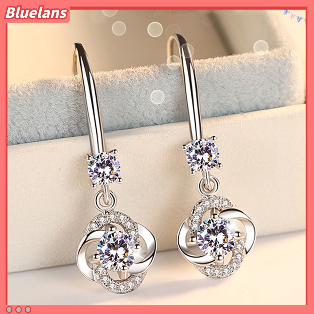 Anting Kait Gantung Desain Daun Clover Hias Cubic Zirconia + Berlian Imitasi Untuk Wanita