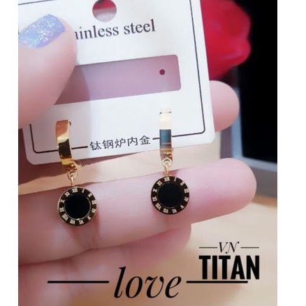 Titanium Anting wanita i700