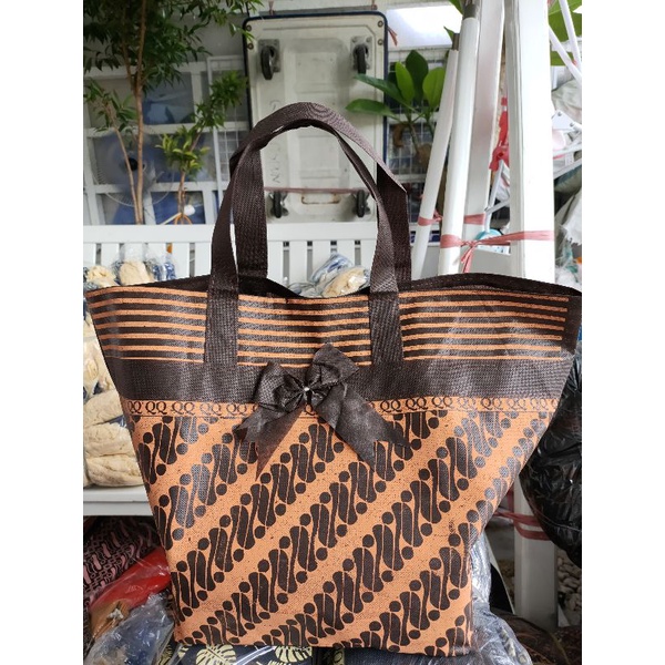 Tas hajatan plipit parangTEBAL uk.22x22cm