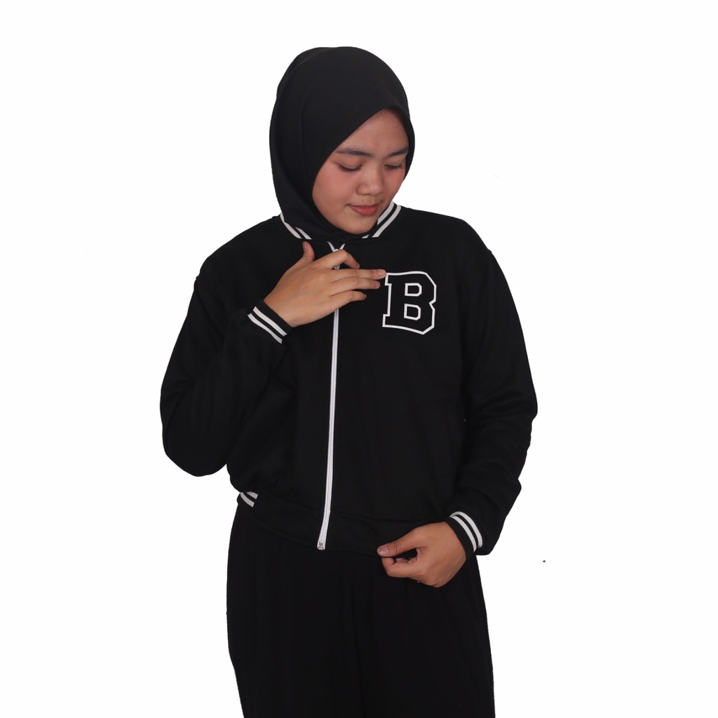 B Zipper Baseball - Jaket Crop Baseball Wanita